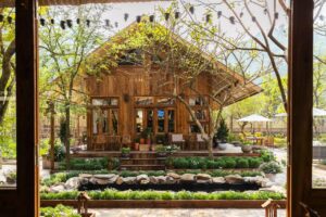 Blue Valley Cafe & Bistro Sóc Sơn